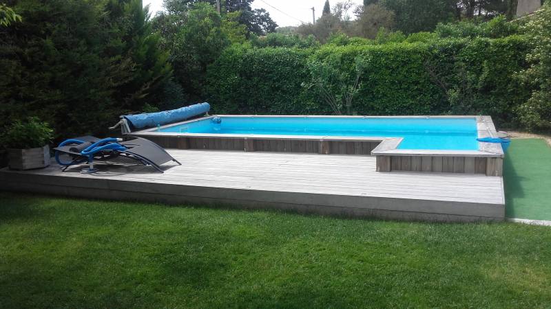 Piscine bois LE BON BAIN, modèle BONBON semi-enterrée