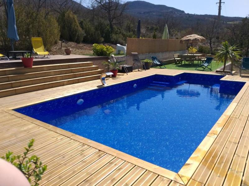 Var 83, piscine bois LE BON BAIN hors-sol, forme libre