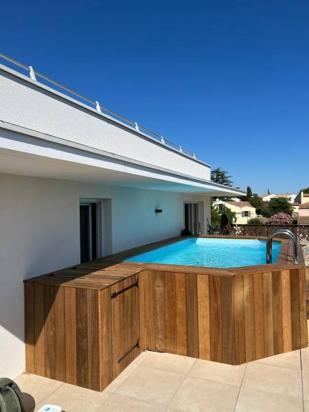 Fabricant de piscines en bois pour les toits terrasse dans le sud de la France