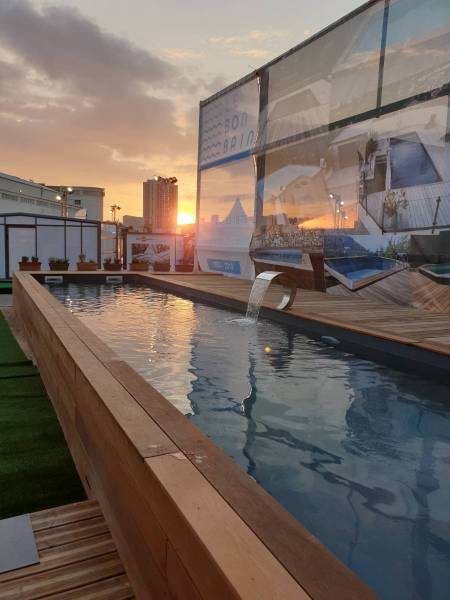 Bienvenue au BON BAIN, le spécialiste de la piscine à ossature bois sur mesure sur tout le bassin méditerranéen de Perpignan à Menton