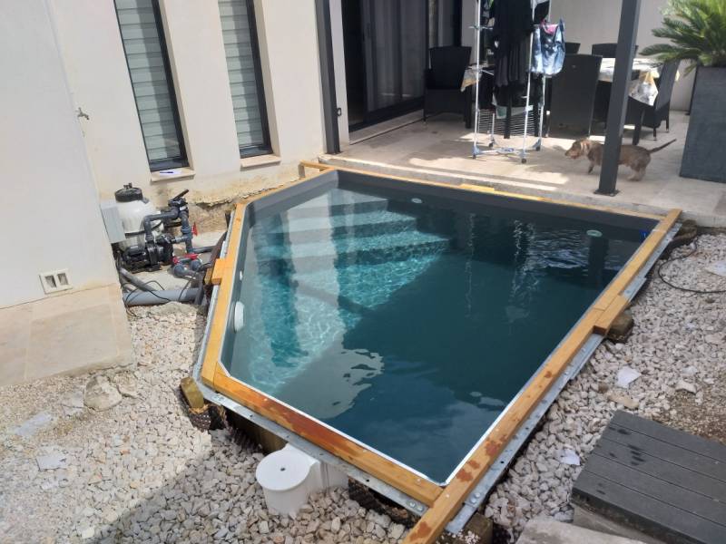 Fabricant de piscines en bois dans la région PACA